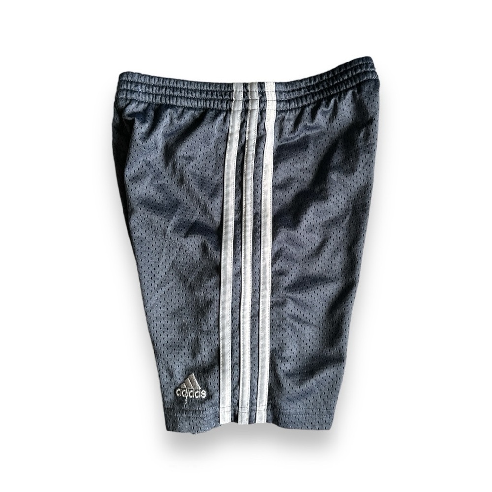 Boys Adidas Shorts - Picture 2 of 2
